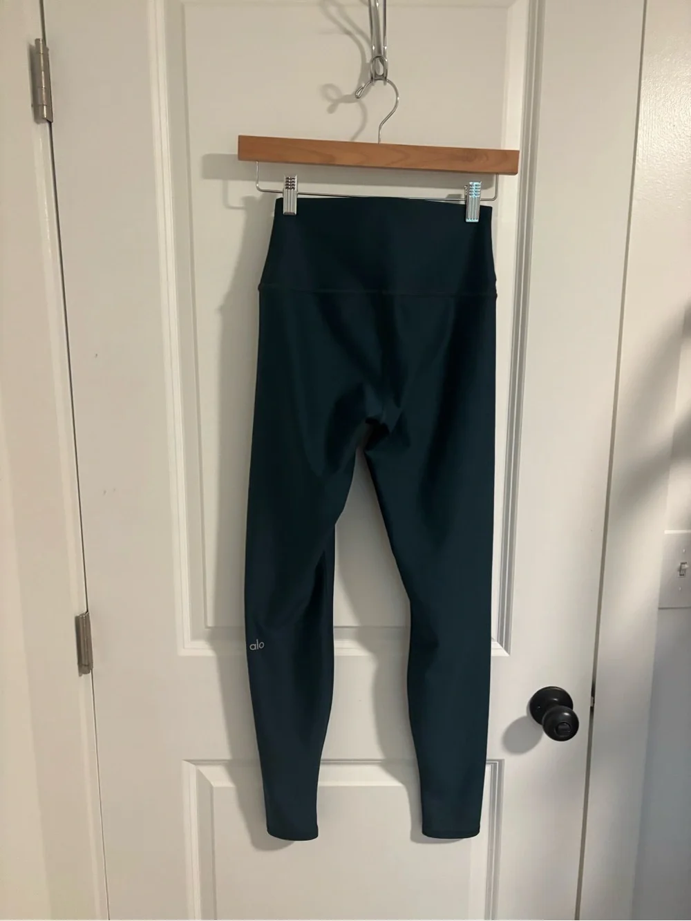 ALO Yoga Midnight Green High Waist Airlift Leggings Size Small